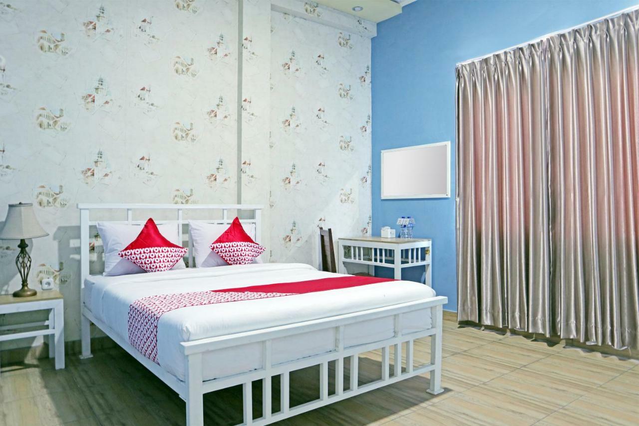 Oyo 1386 Hotel Grand Gabelo Bukittinggi Eksteriør billede