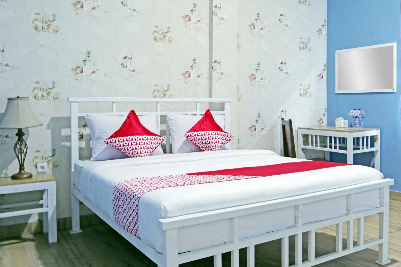 Oyo 1386 Hotel Grand Gabelo Bukittinggi Eksteriør billede